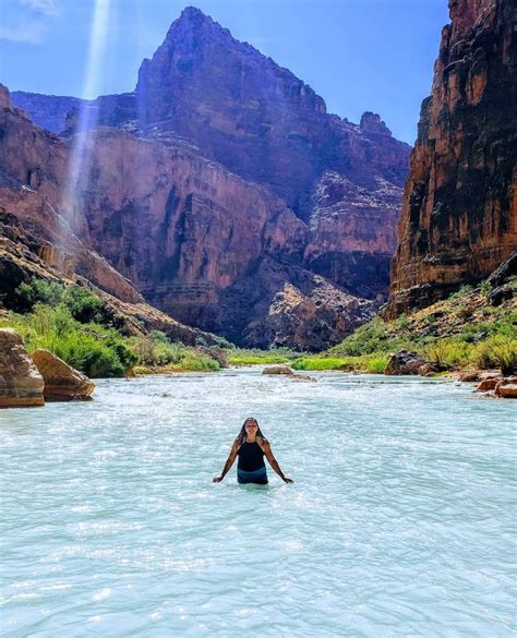 This 5.8-Mile Hike Leads to the Most Insane Crystal Blue Waters in All ...