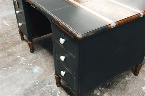 Warm Industrial- Inspired Vintage Desk