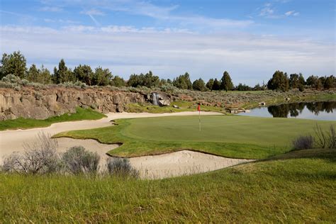 Why Pronghorn Resort is One of the Most Spectacular Destinations in Golf