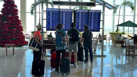 Southwest Florida International Airport sets record for passengers