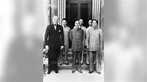 Photo shows last meeting of Mao Zedong, Chiang Kai-shek in 1945 before ...