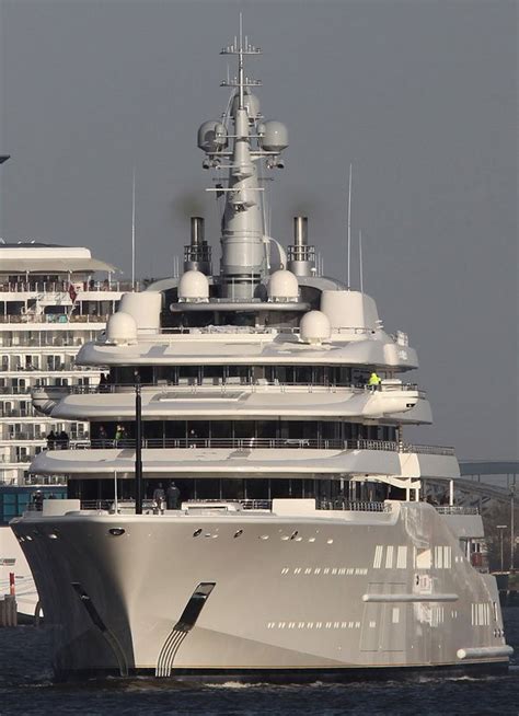 Roman Abramovich’s Mega Yacht – Eclipse | Boofos