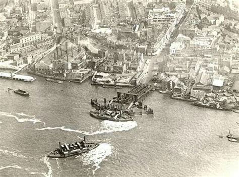 Woolwich Ferry South Terminal, Woolwich, c. 1925 The south terminal of the old Woolwich Free ...