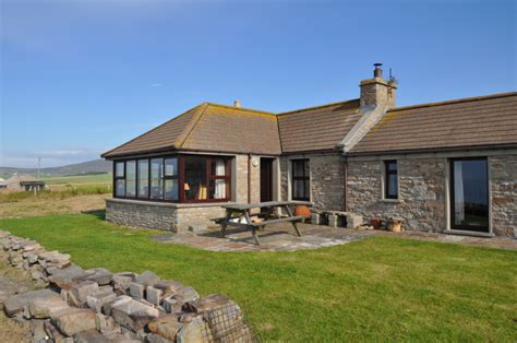 'Lash' Holiday Cottage, Orkney - Accommodation Details