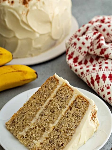 Banana Pineapple Cake (With Cream Cheese Frosting) | Treat Dreams