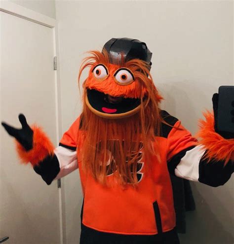 Finished Flyers Gritty Costume : halloween