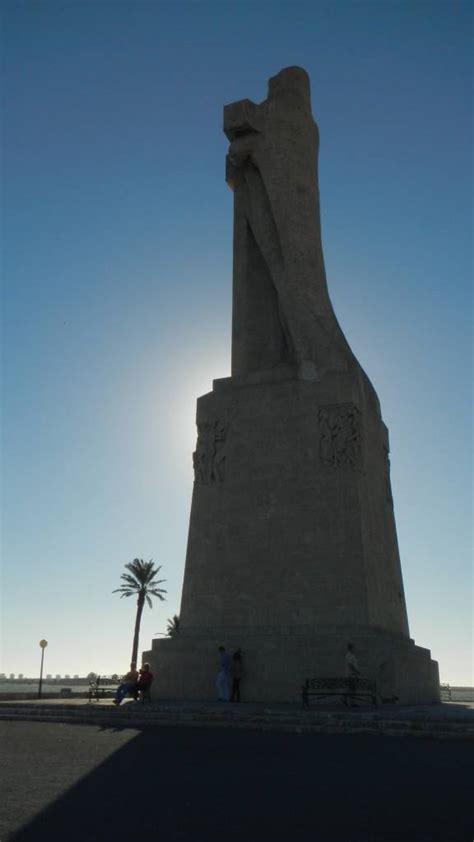 Local destination Statue of Christopher Columbus in Huelva - DOATRIP.de