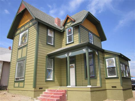 Victorian House Colors - Green Button Homes