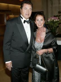 'I will get my wife well': Engelbert Humperdinck on wife's Alzheimer ...