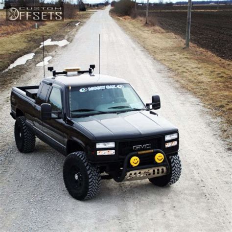 1995 GMC Sierra 1500 with 17x11.5 -6.35 Mb Wheels Offroad and 35/12.5R17 Toyo Tires Open Country ...