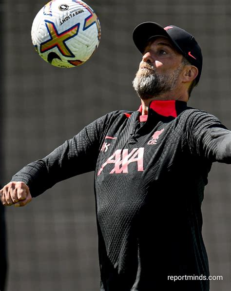 (Photos) Liverpool coach, Jurgen Klopp showcase amazing ball juggling ...