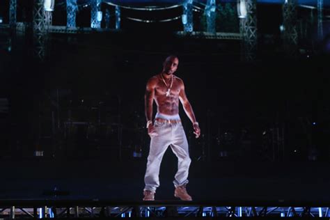 Tupac Shakur Resurrected at Coachella Music Festival 2012