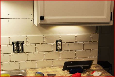 How to Remove Kitchen Backsplash Tiles