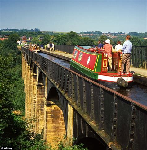 Narrowboat holidays: Canals and calm on a Welsh getaway | Daily Mail Online