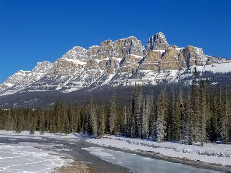 Castle Mountain, AB. [4032x3024] [OC] : r/EarthPorn