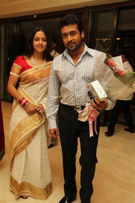 Surya Stunning Star: Surya & Jyothika at Prasanna & Sneha Wedding Reception