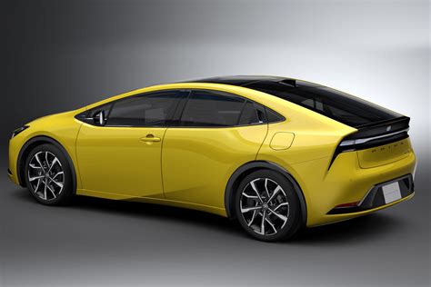 Toyota says you will “fall in love at first sight” with the 5th-gen Prius - gets new 2.0L PHEV ...