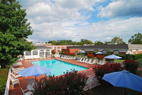 Best Western Eureka Inn Eureka Springs, AR - See Discounts