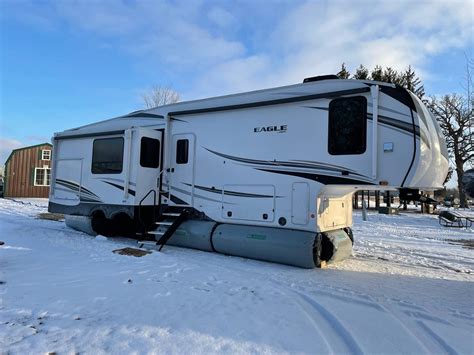 RV Skirting for 5th Wheels (Fifth Wheel Campers) - AirSkirts