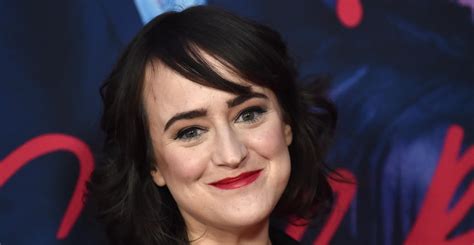 'Matilda' Star Mara Wilson Is Thankful For Her 'Pretty Normal' Childhood