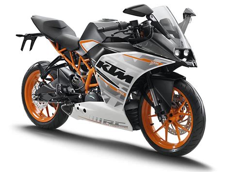 2015 KTM RC 390 - First Look Review | Rider Magazine