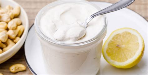 Easy, Creamy Vegan Sour Cream Substitute (Dairy-Free Alternative) - Healthy Substitute