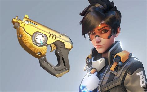 Are golden weapon skins in Overwatch 2 worth the effort?