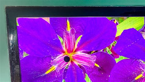 Dead/Stuck Pixels on TVs: Causes and How to Fix - TVsGuides