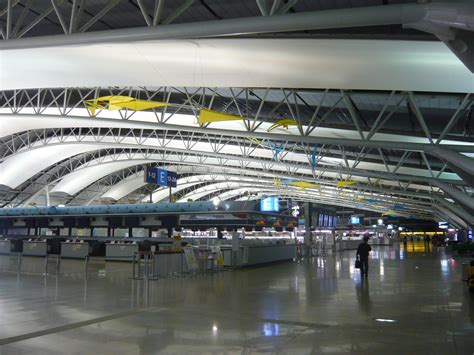Archivo:Kansai International Airport 02.JPG - Wikipedia, la enciclopedia libre