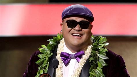 Hawaiian singer ends state Grammy streak