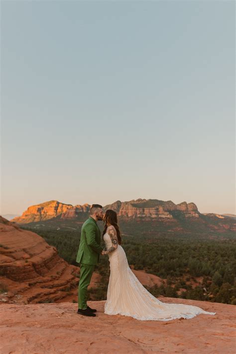 4 reasons why you should have a destination wedding! | Howie Photography