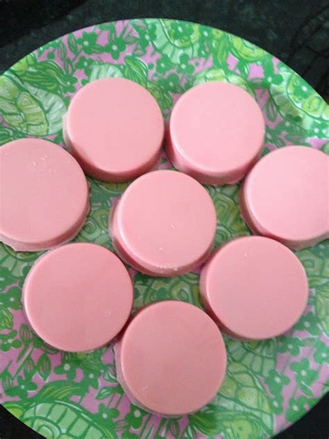 Maryland Pink and Green: Pink Chocolate Covered Oreos (and a surprise!)