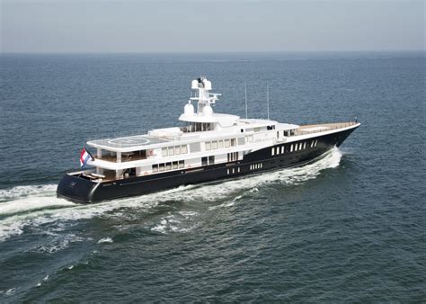 Feadship superyacht AIR — Yacht Charter & Superyacht News