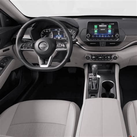 2020 nissan altima sr interior - jacinda-latham