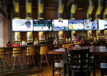 3 Best Sports Bars in Savannah, GA - Expert Recommendations