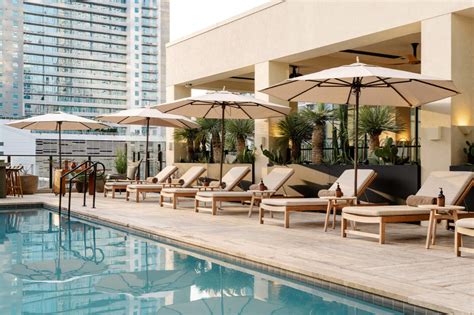 Hotel Facilities and Amenities | Austin Proper Hotel | Best rooftop bars, Rooftop bar, Pool bar