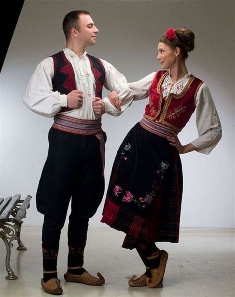 Пин от пользователя Rada Рада ЦГ🇷🇸🇲🇪☦️ на доске Народна ношња - Traditional Dress Around The ...