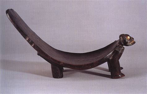 Tainos: Duho ceremonial seat