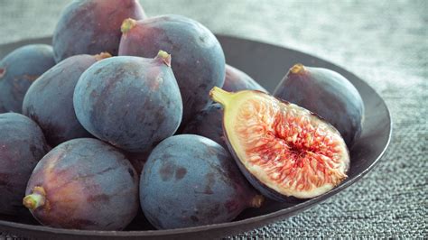 You'll Never Be Able To Unlearn What Figs Are | HuffPost Life