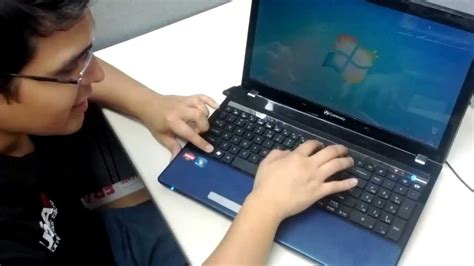 Tech Tips 5: Adjusting your Laptop Brightness - YouTube