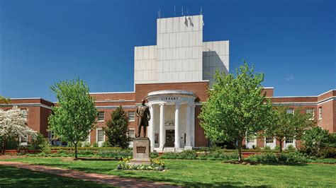 Planning for UNCG library renovation continues - UNCG Magazine