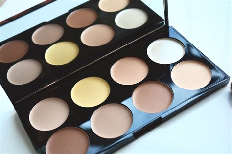 Makeup Revolution Ultra Cream Contour Palette || Review | Miss Sunshine ...