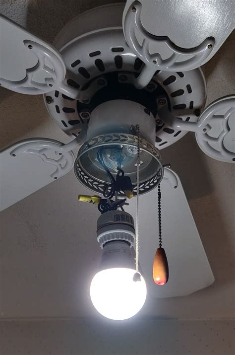 LED Bulbs in ceiling fan light die quickly : electricians