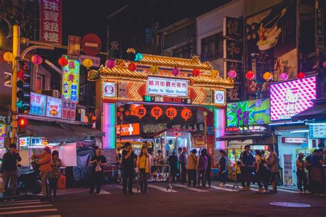 Top 9 Taiwan Night Markets Favored By The Locals | Touristsecrets