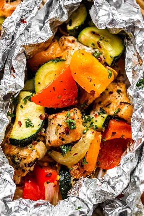 Chicken and Vegetables in Foil Packets | Easy Weeknight Recipes