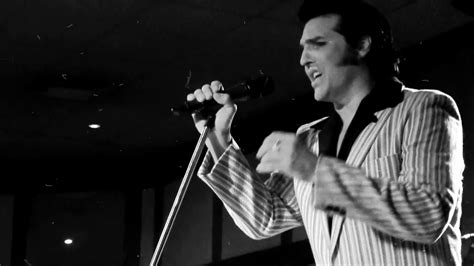 Steve Michaels As Elvis "Live" @ SPOT 1 Brampton Ont. "Hound Dog" - YouTube