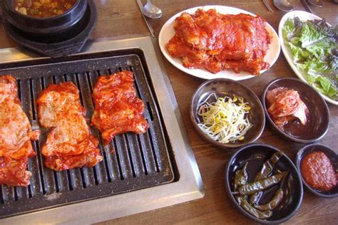 What Makes Korean BBQ Different [Delicious Recipes Inside] - Grills ...