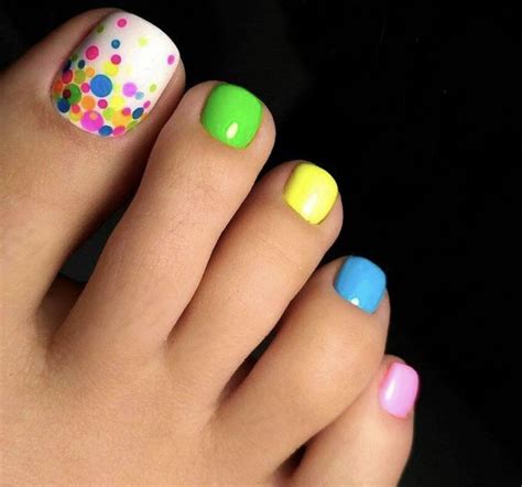 POP of summer | Summer toe nails, Pedicure designs toenails, Pedicure ...