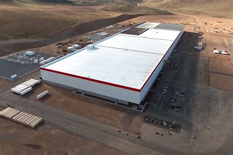 drone documents construction progress at tesla's gigafactory