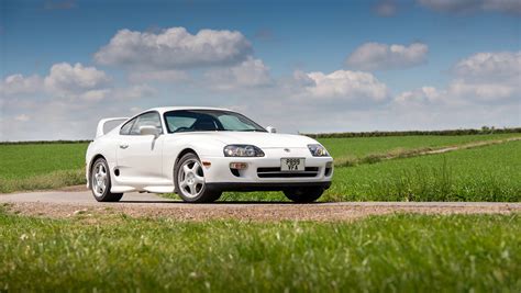 Toyota Supra (A80) - review, history, prices and specs - pictures | evo